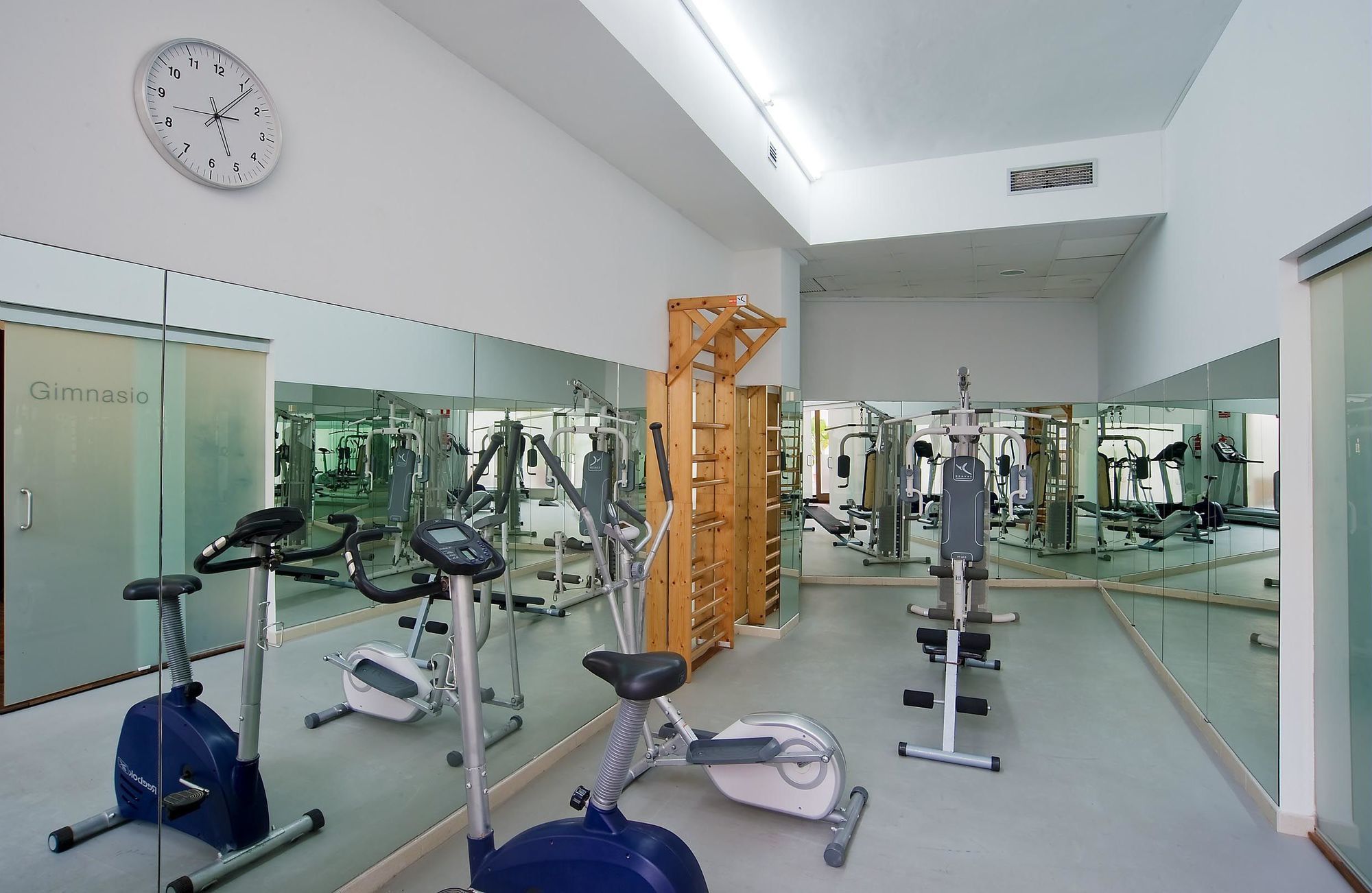 Hotel Bahia Calpe By Pierre & Vacances エクステリア 写真